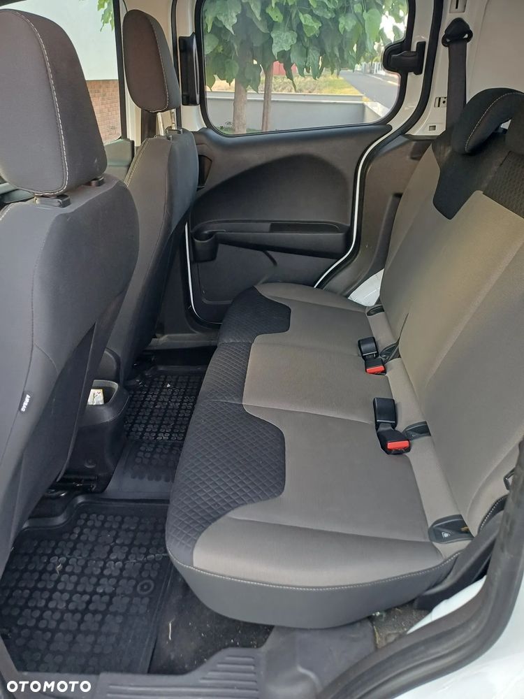 Ford Transit Courier Trend - 9
