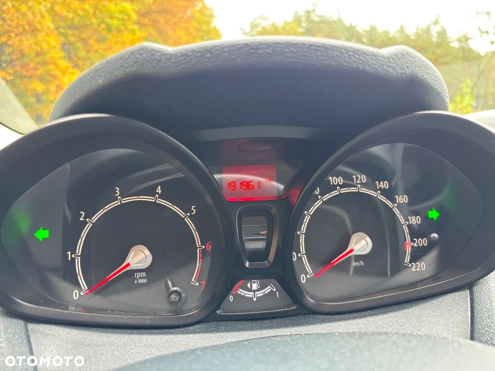 Ford Fiesta - 11