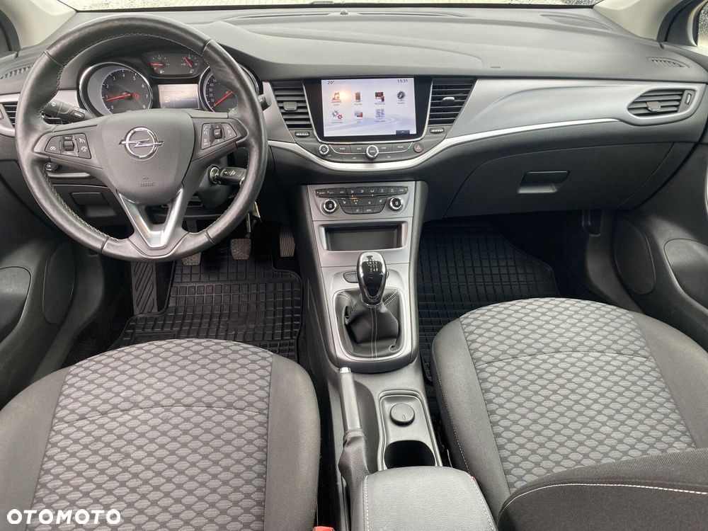 Opel Astra - 12