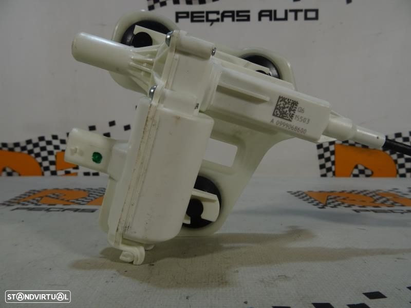 Motor Do Fecho Da Mala Mercedes-Benz C-Class T-Model (S205)  A09990686 - 2