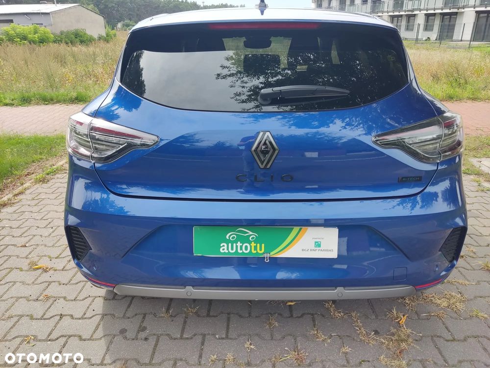 Renault Clio - 11