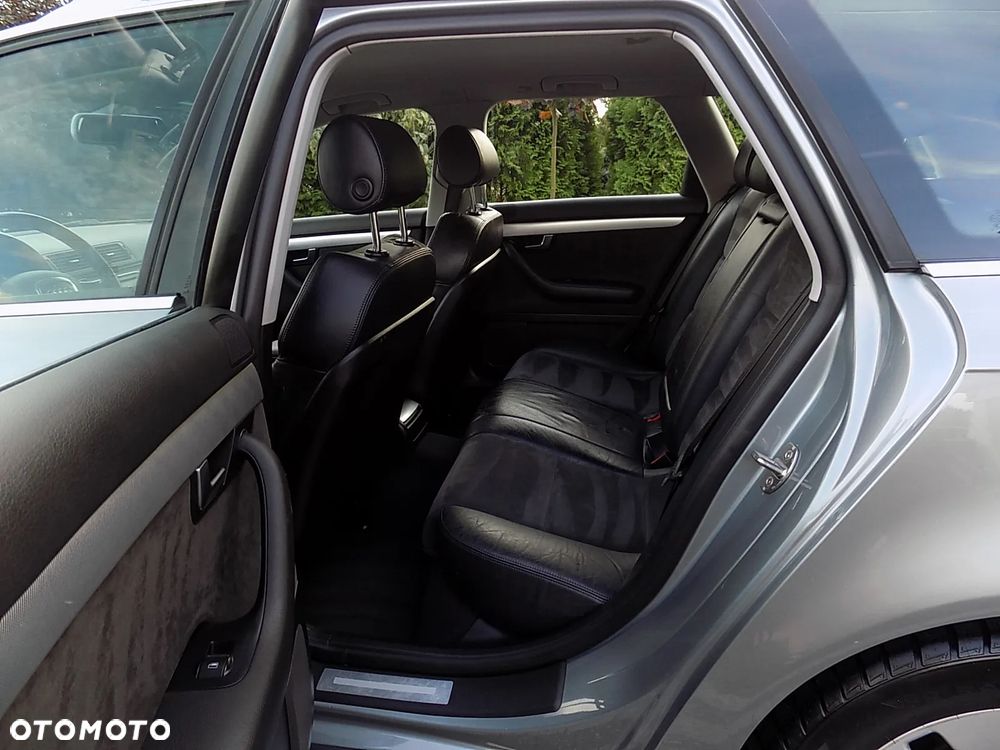 Audi A4 Avant - 30