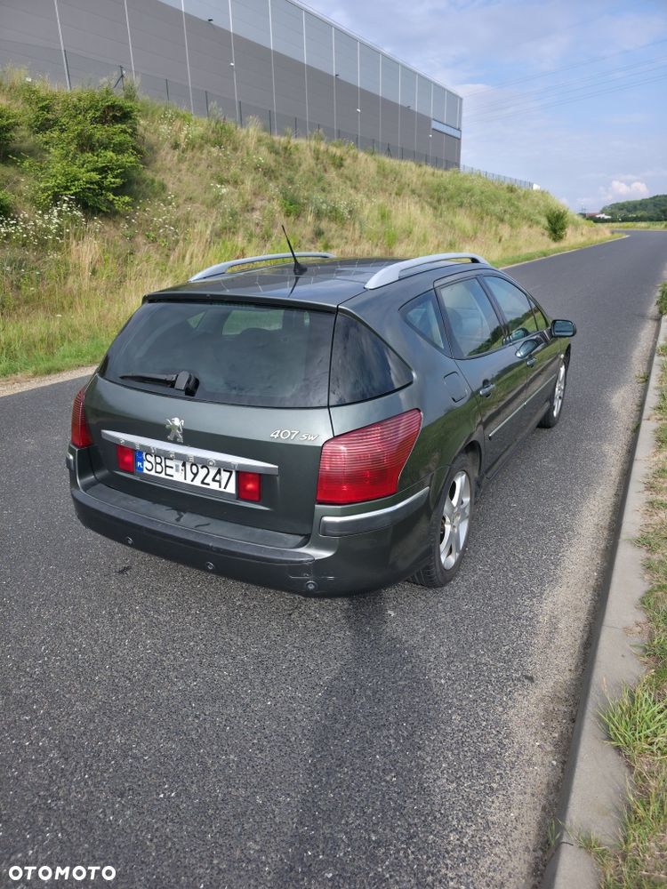 Peugeot 407 - 4