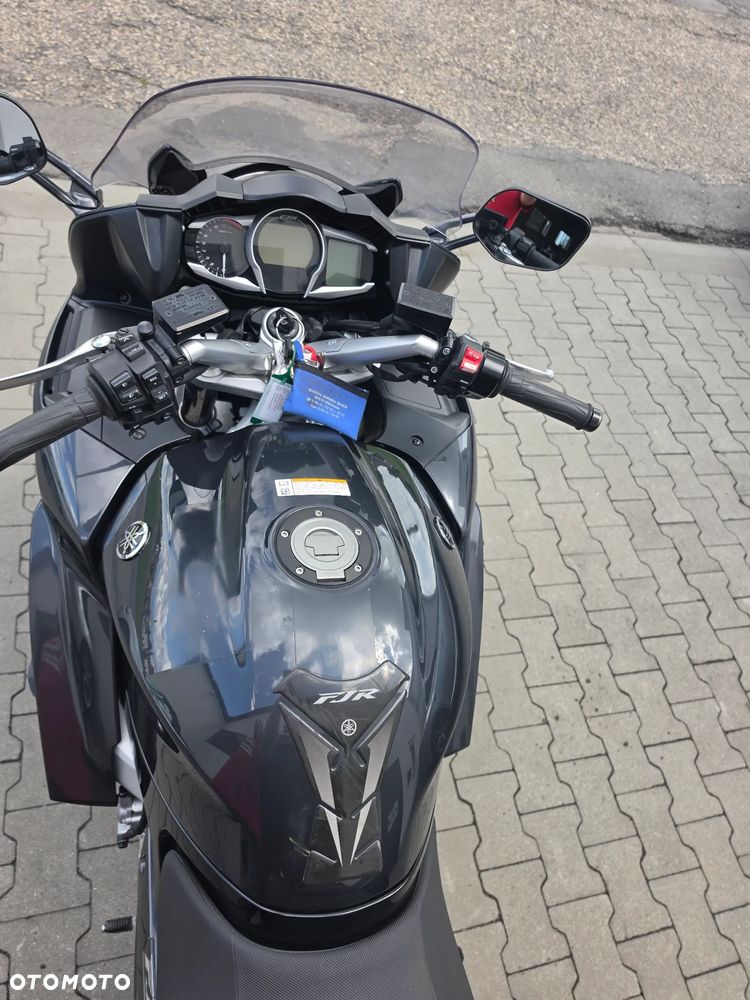 Yamaha FJR - 30