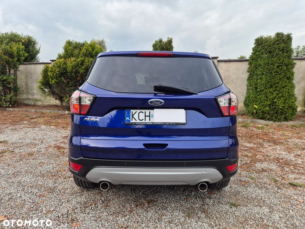 Ford Kuga 2.0 TDCi 2x4 Titanium - 11