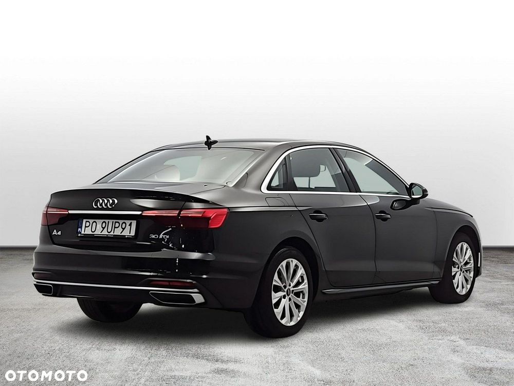 Audi A4 Limousine - 5