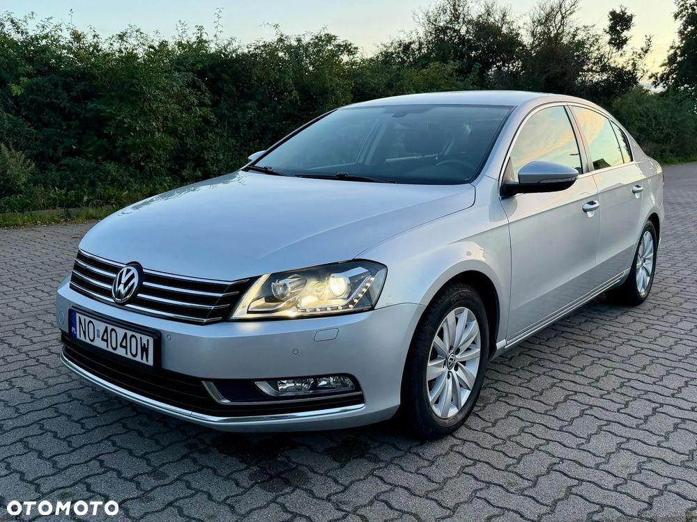 Volkswagen Passat 2.0 TDI Comfortline - 29