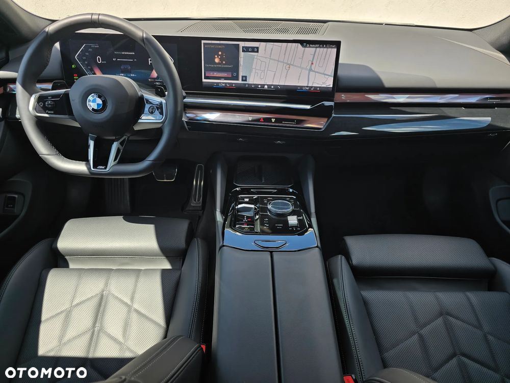 BMW Seria 5 520d xDrive mHEV M Sport - 18