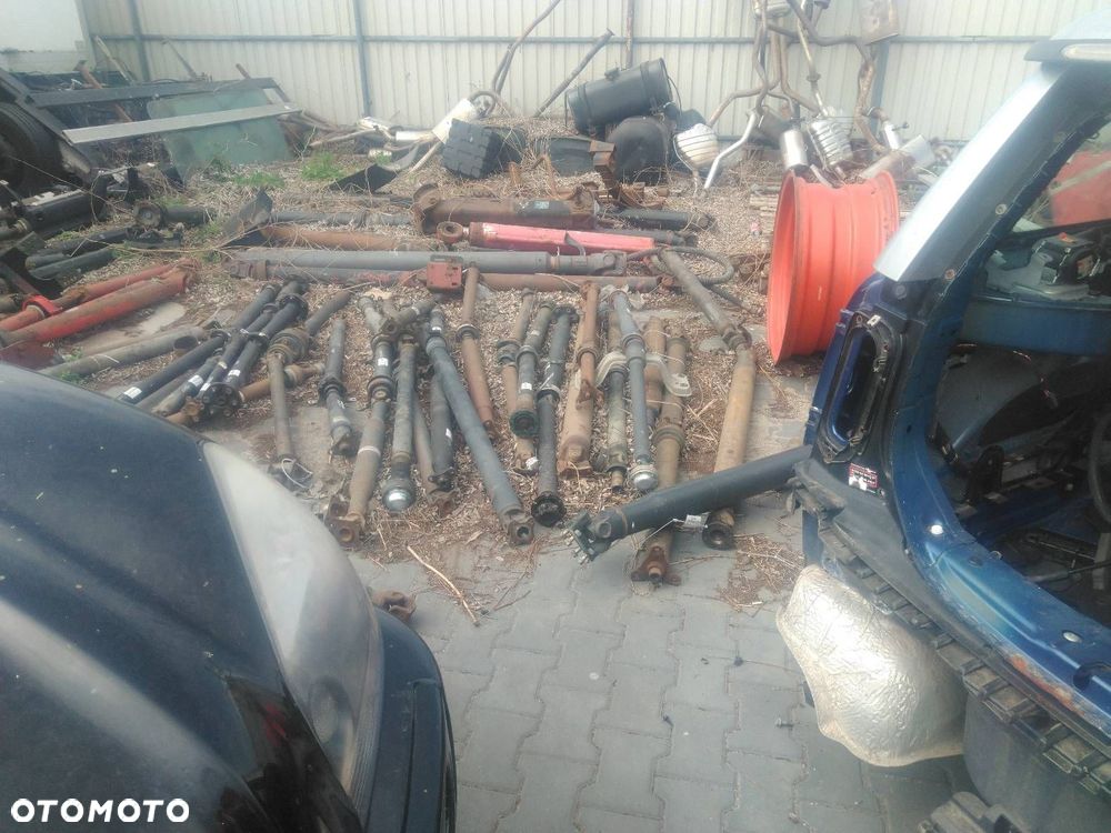 WAŁ NAPĘDOWY AUDI Q5 8R 8R0521101C 3.2 FSI - 9