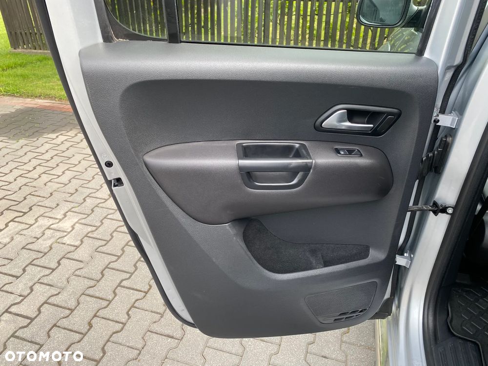 Volkswagen Amarok - 19