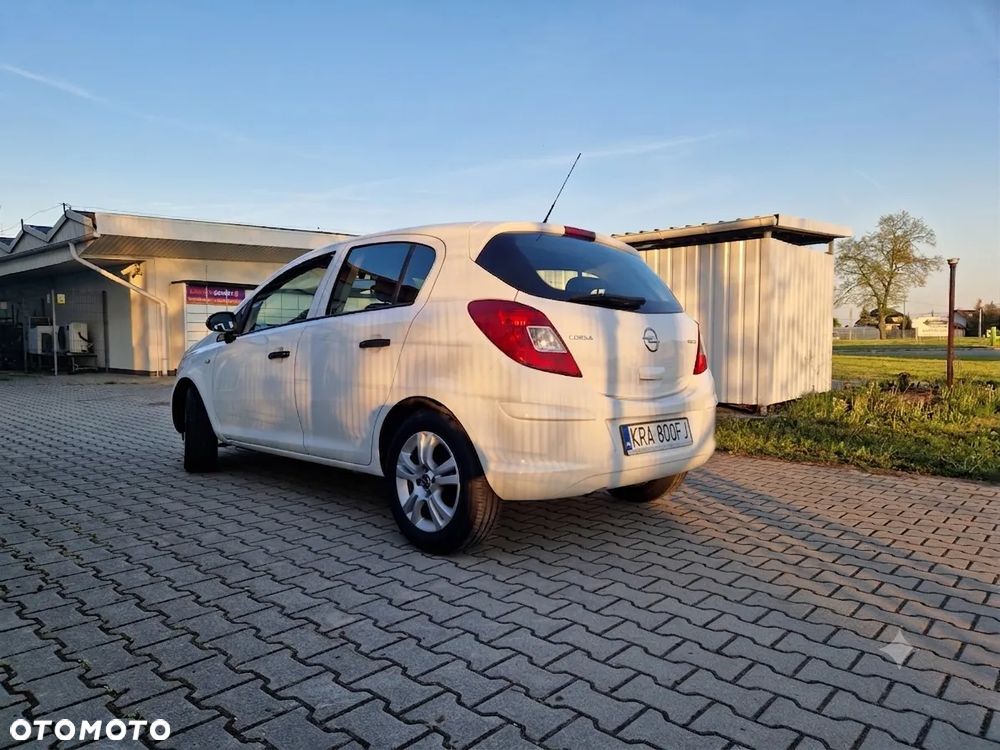Opel Corsa 1.2 16V Enjoy - 5