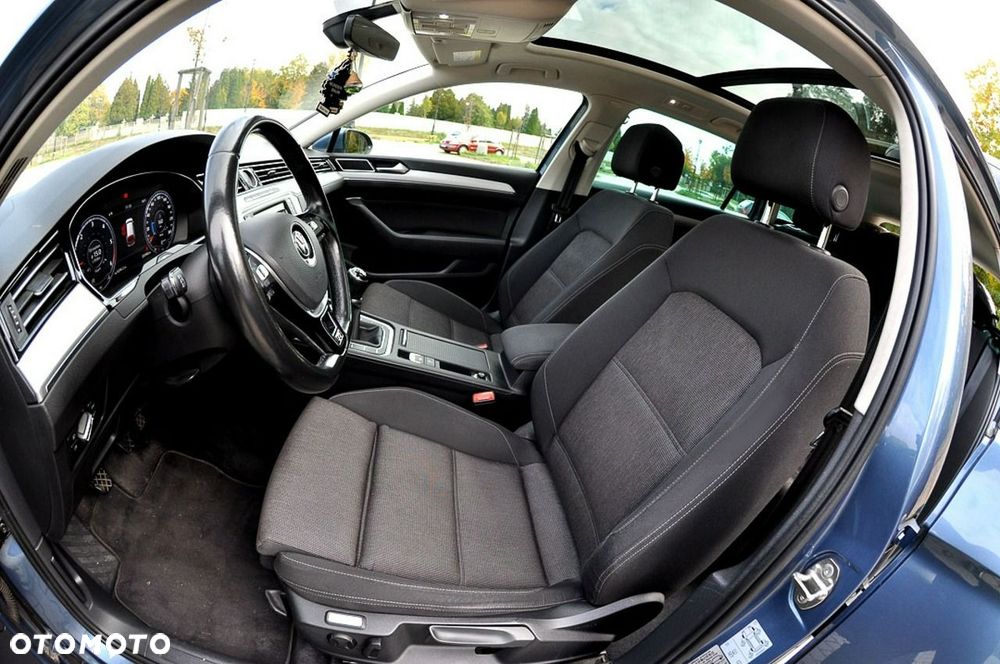 Volkswagen Passat - 7