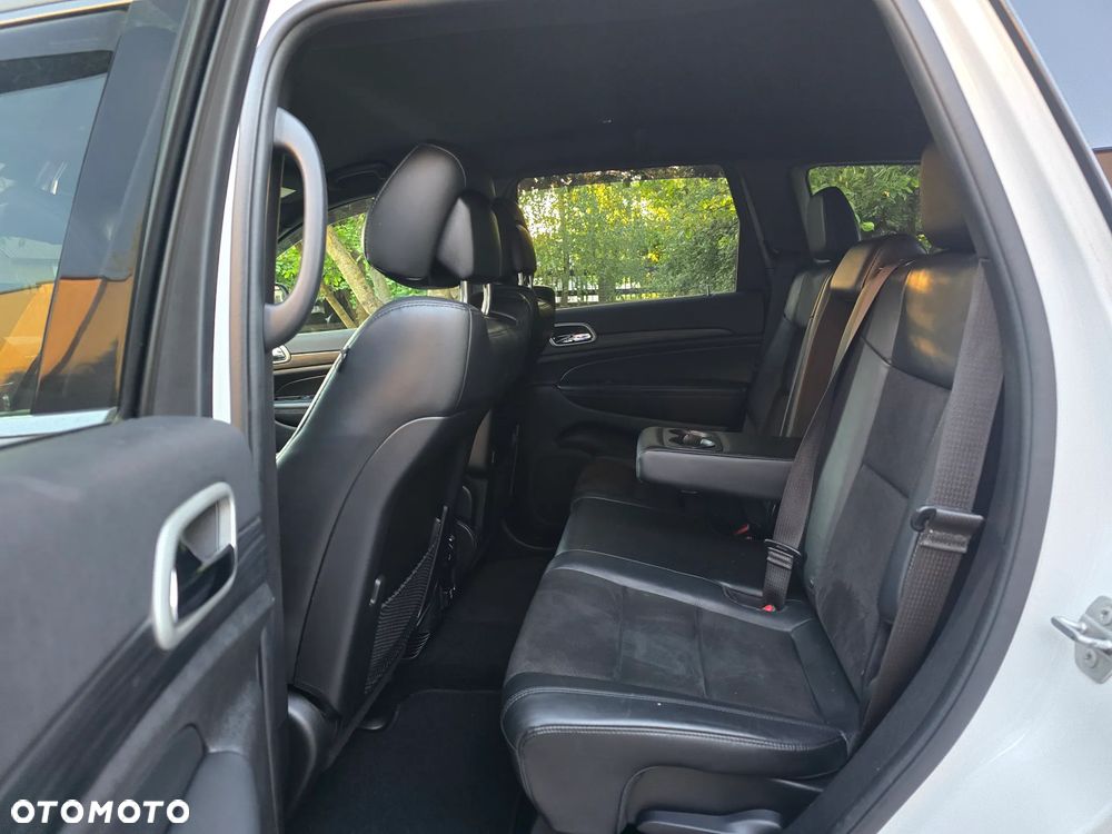Jeep Grand Cherokee - 14