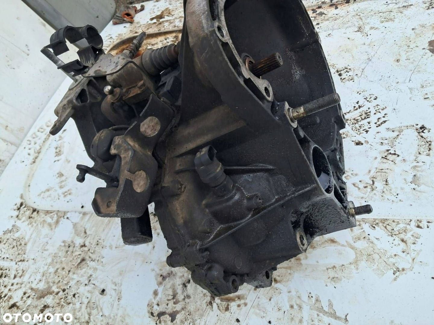 SKRZYNIA MANUALNA FIAT DOBLO I LIFT 1.9JTD 5B - 4