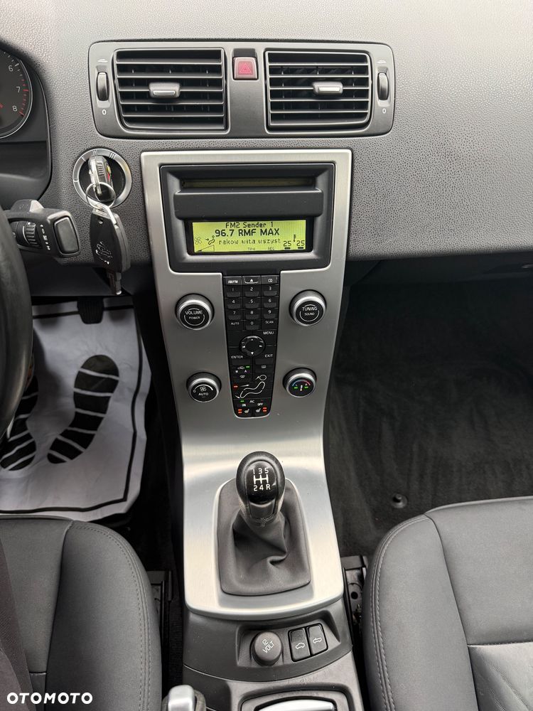 Volvo C70 2.4 Momentum - 27