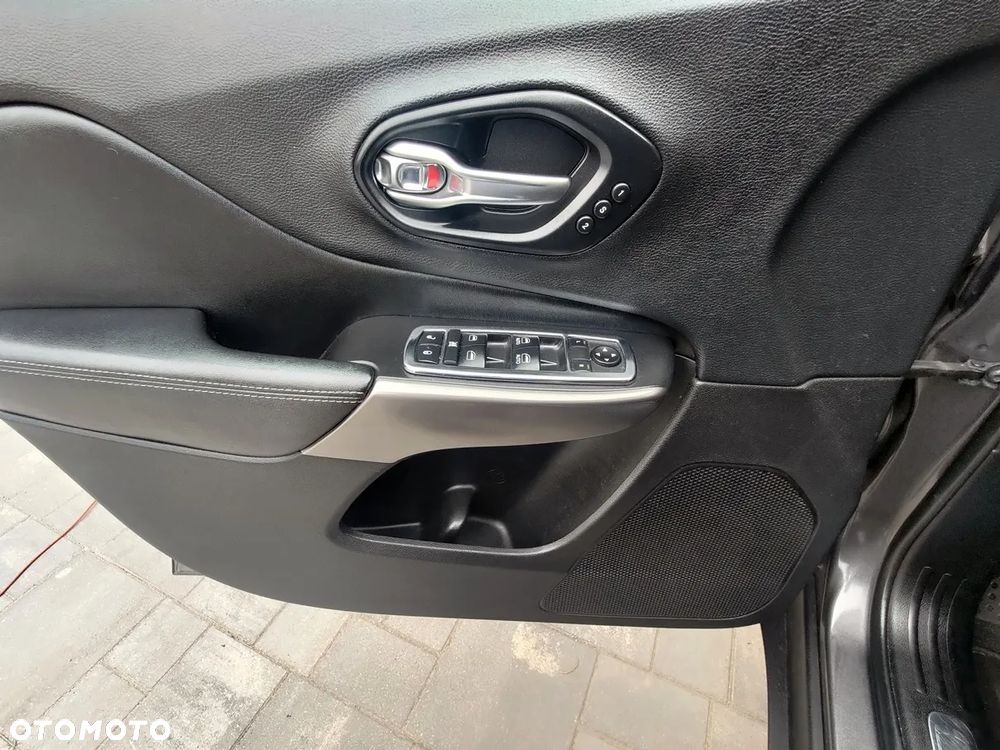 Jeep Cherokee 3.2 V6 Pentastar Active Drive I Automatik Limited - 21