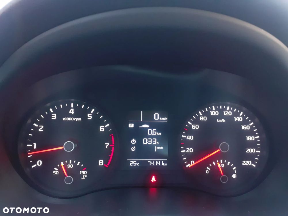 Kia Rio - 10