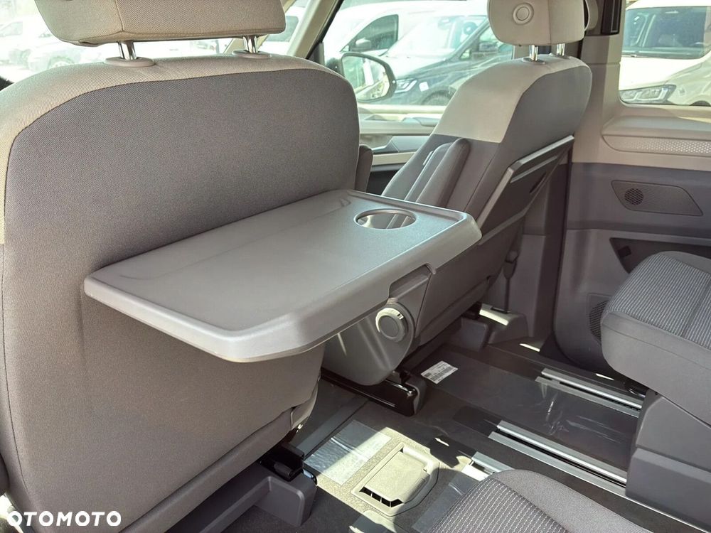 Volkswagen Multivan - 14