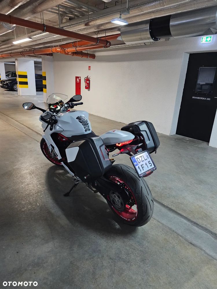 Ducati SuperSport - 36