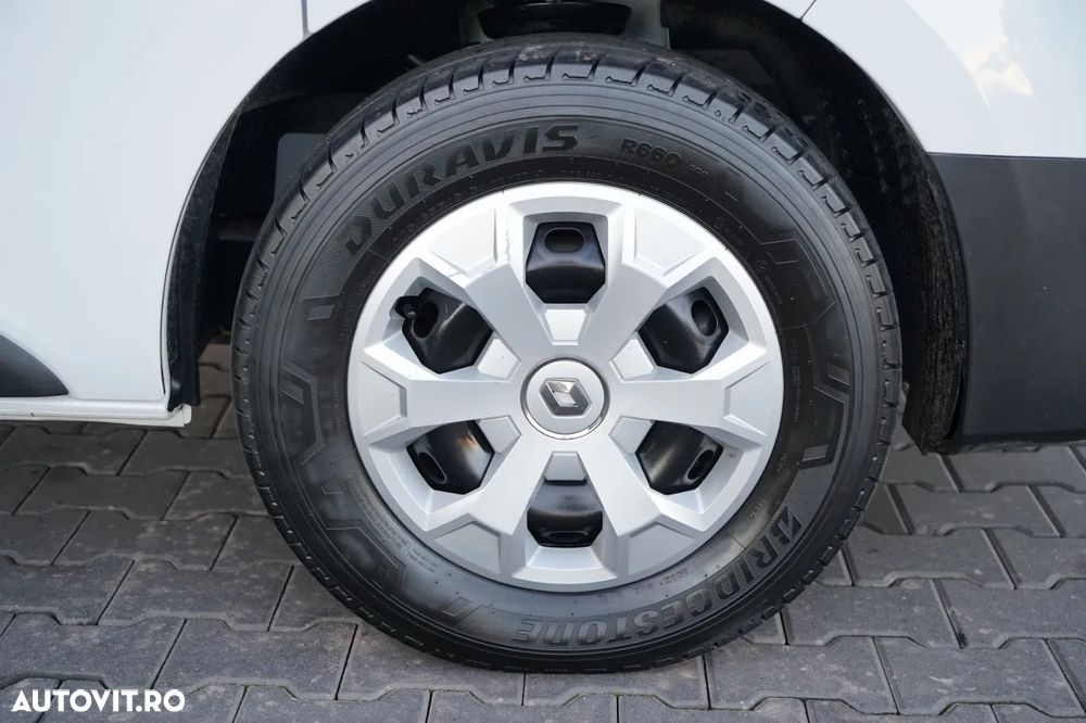 Renault TRAFIC III / AUTOBUS / 9 LOCURI / PRIMUL PROPRIETAR / DEALER POLONESE / 2022 / - 16