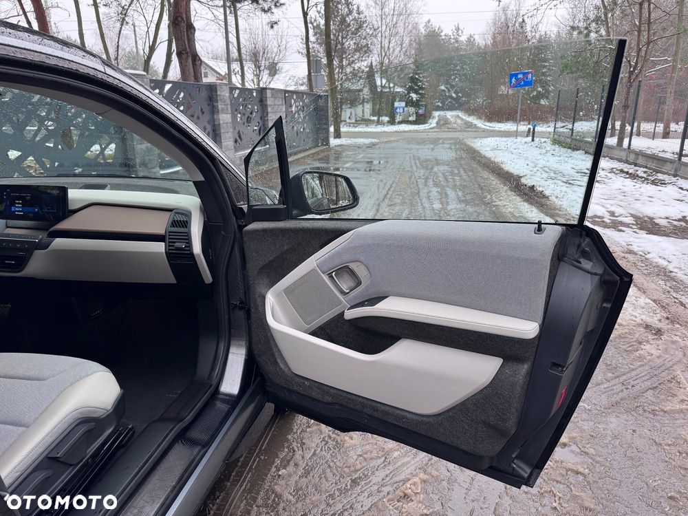 BMW i3 120 Ah - 16