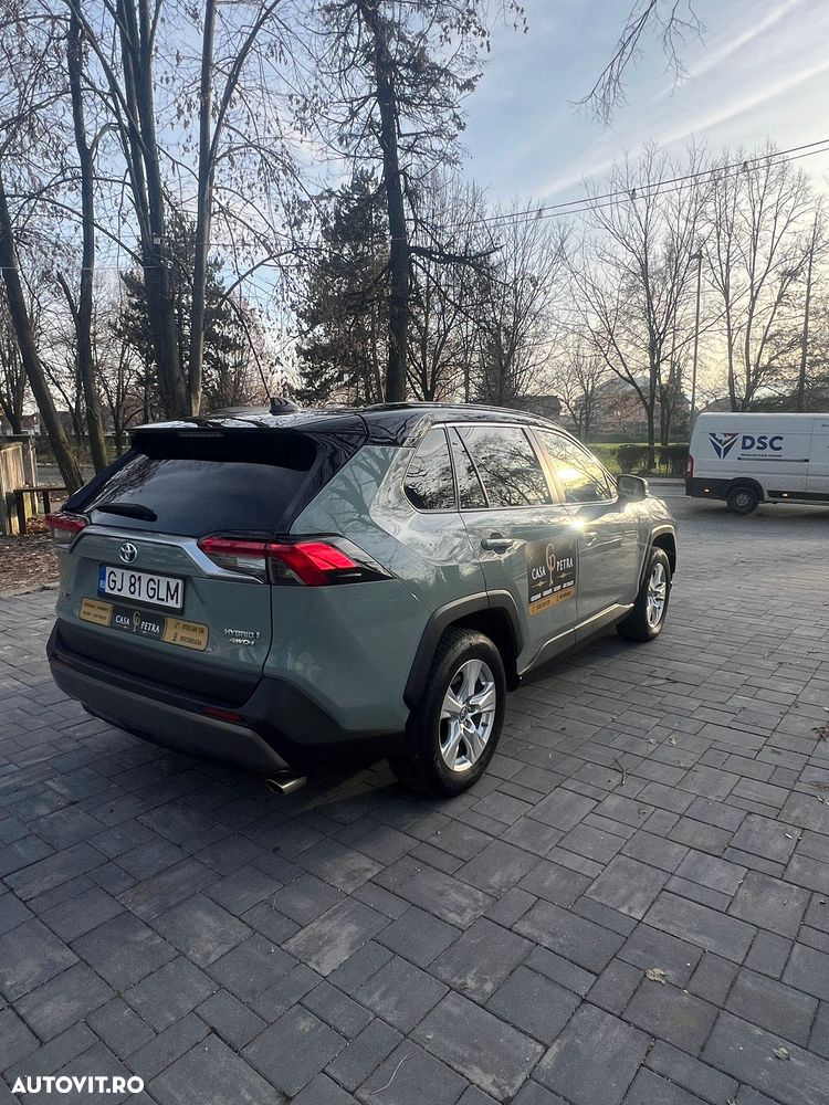 Toyota RAV4 - 3
