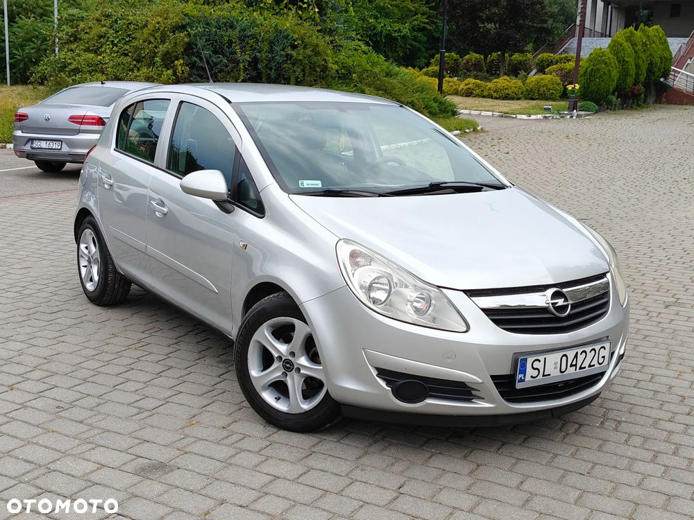 Opel Corsa 1.2 16V Cosmo - 4