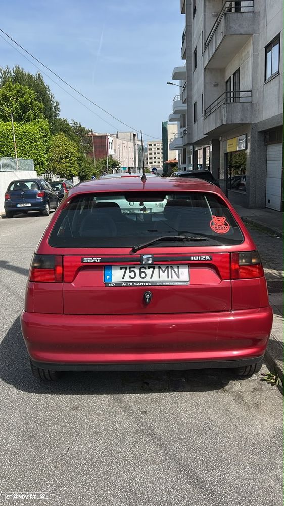 SEAT Ibiza 1.6 Sport - 3