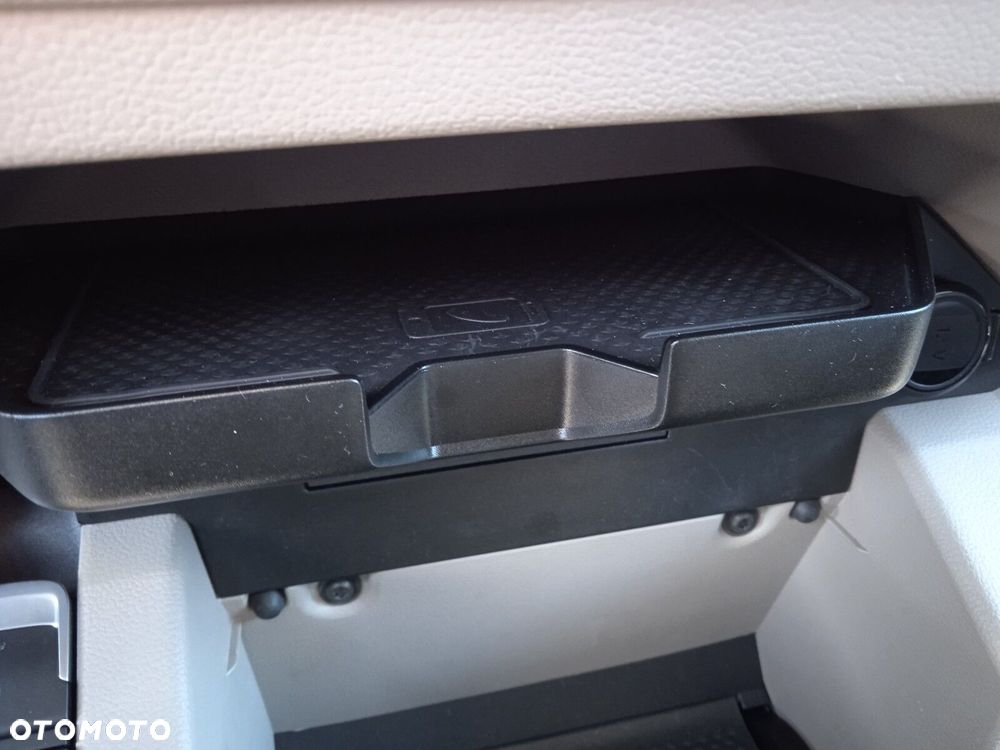 Volkswagen Multivan 2.0 TDI L1 Life DSG - 34