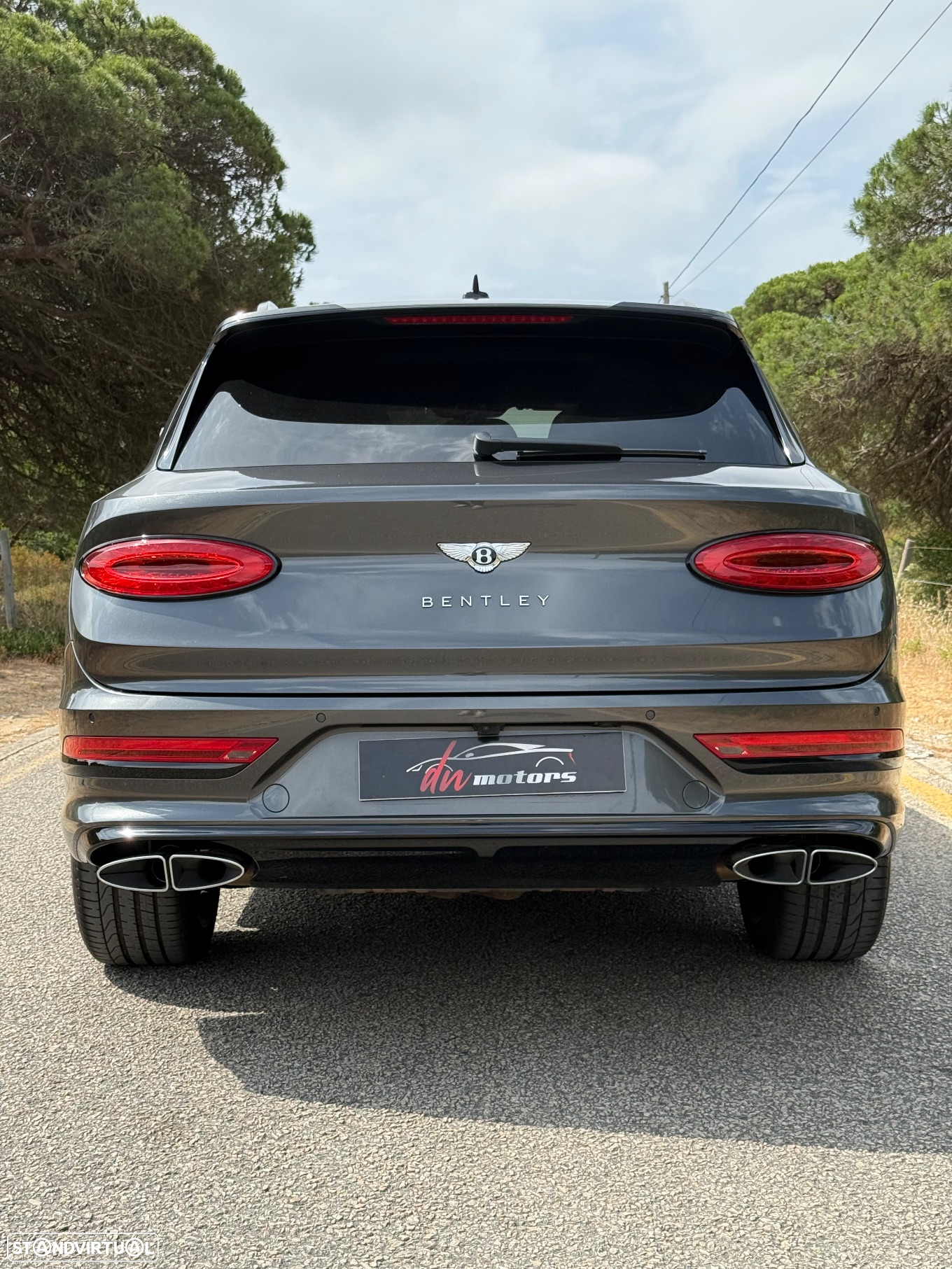 Bentley Bentayga EWB V8 - 5