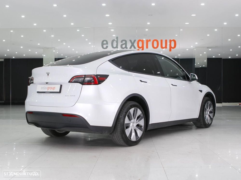 Tesla Model Y Long Range Tração Integral - 3