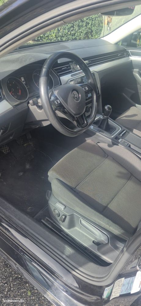 VW Passat 1.6 TDI (BlueMotion ) Comfortline - 2