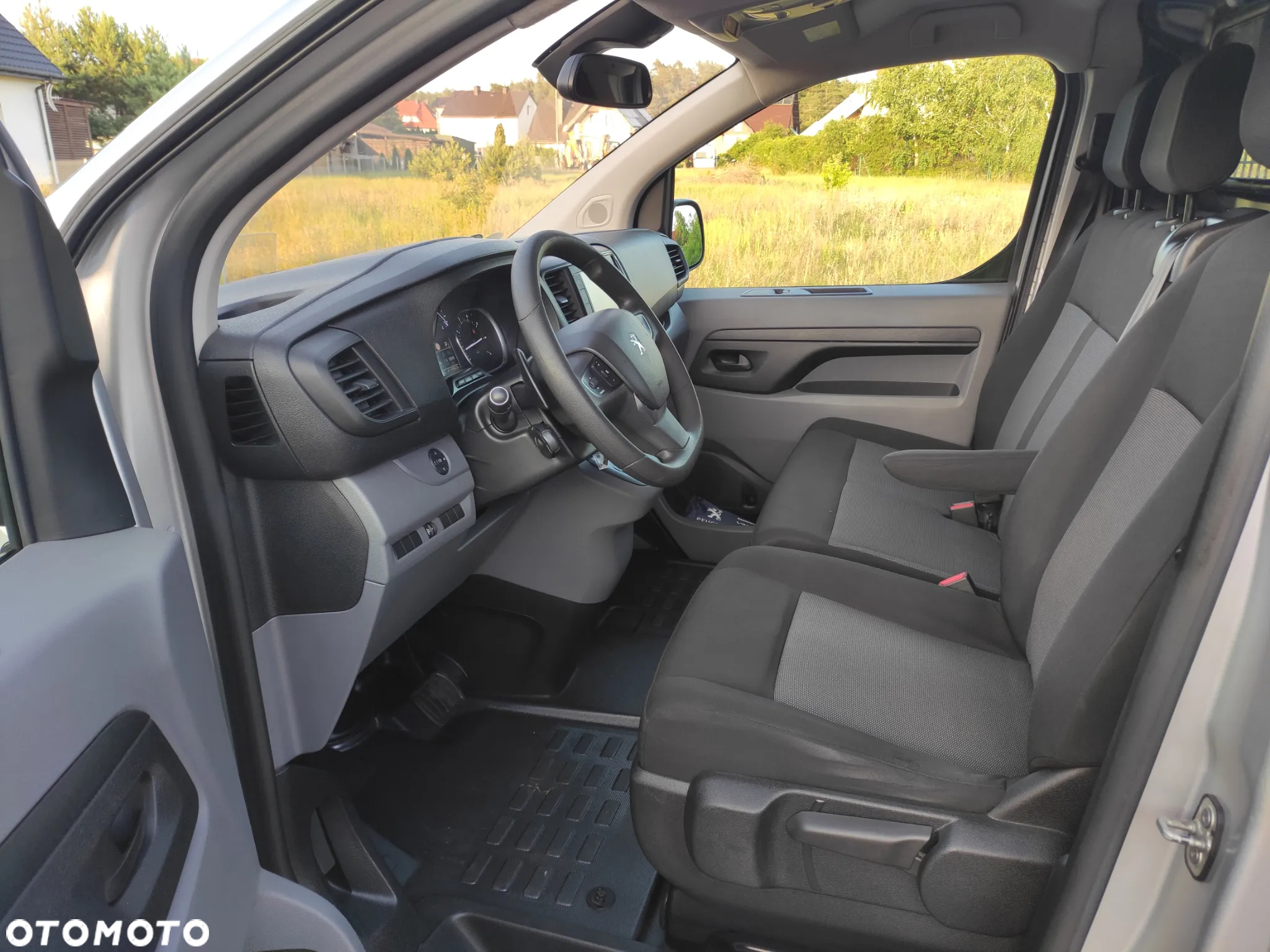 Peugeot EXPERT - 12
