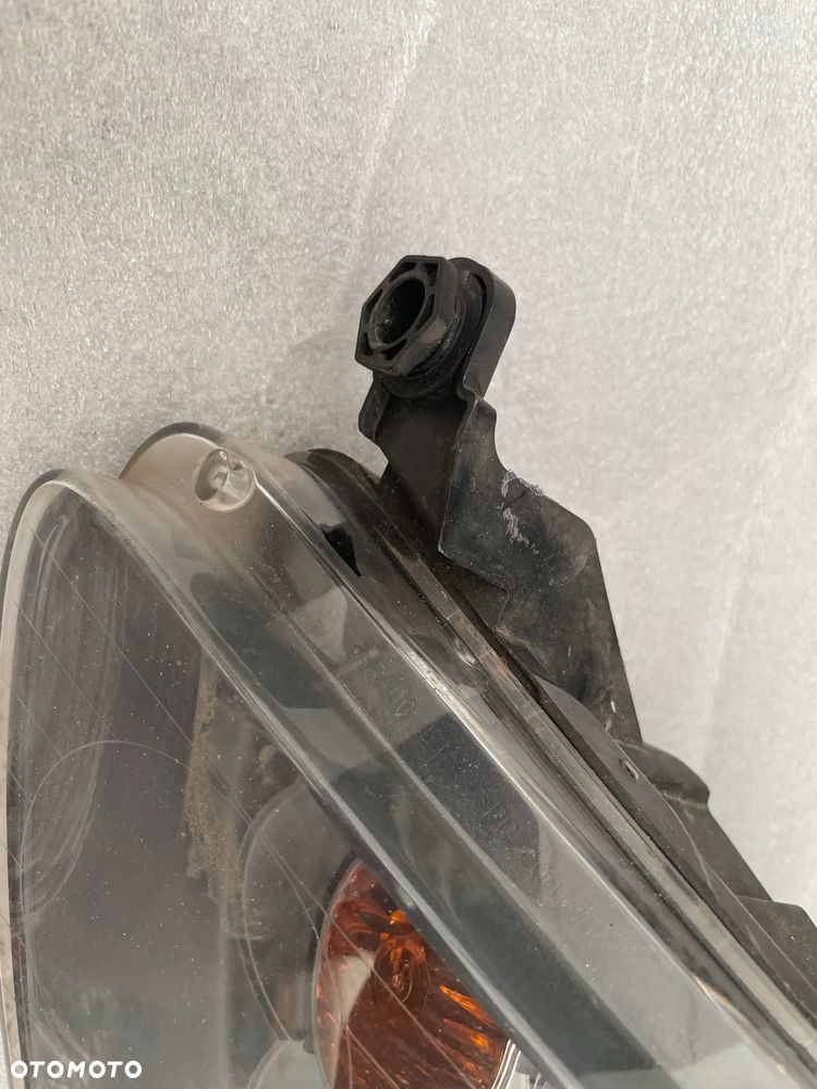 VW Golf V Plus reflektor lewy lampa przód - 2