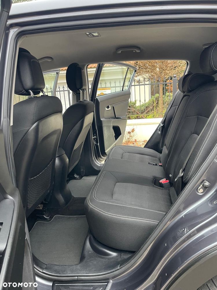 Kia Sportage 1.6 GDI L 2WD - 23