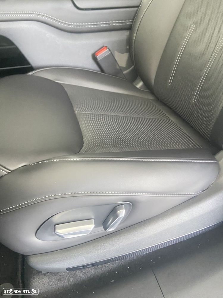 Xpeng G6 66 kWh Standard Range - 15