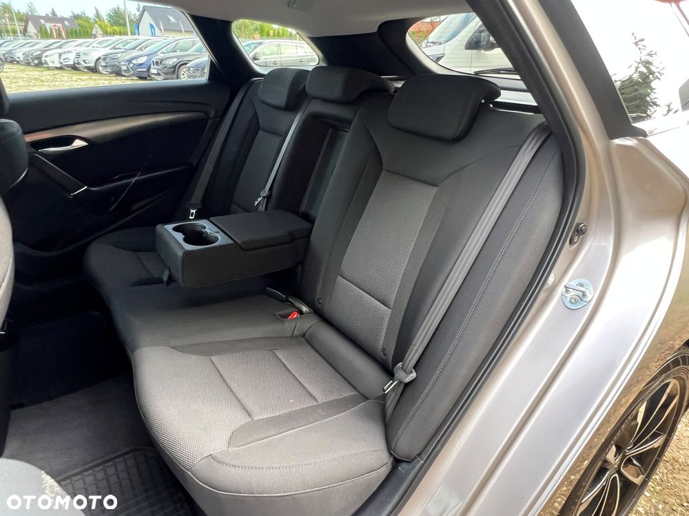 Hyundai i40 Kombi 1.7 CRDi Style - 33
