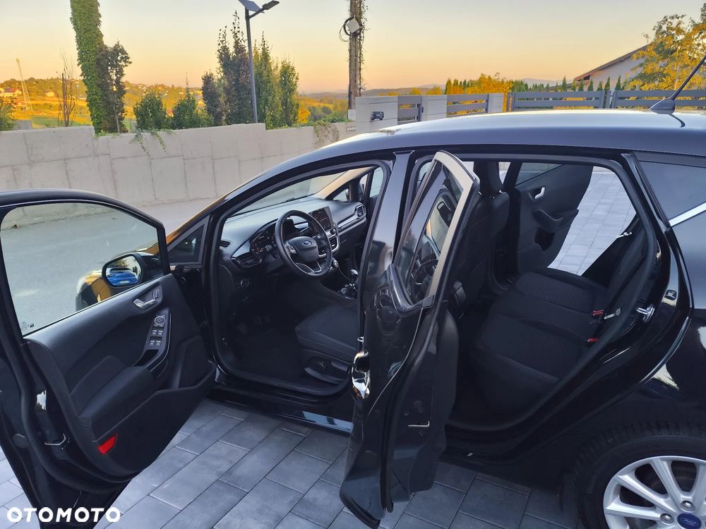 Ford Fiesta - 12
