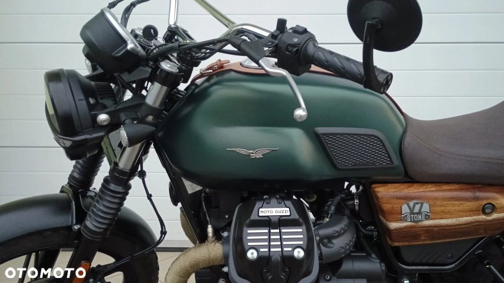 Moto Guzzi V7 - 17