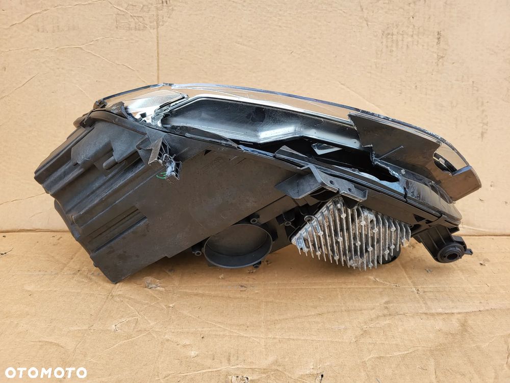 LAMPA PRAWY PRZOD MATRIX AUDI A4 B9 LIFT 8W0941036E - 4