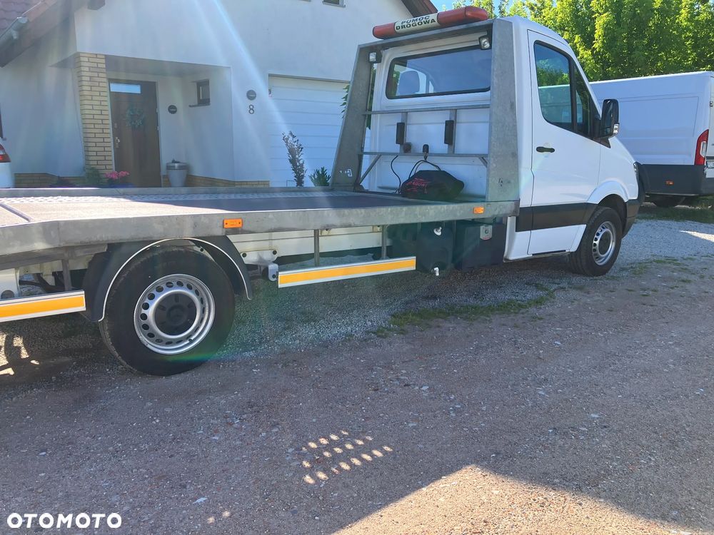 Mercedes-Benz Sprinter - 6