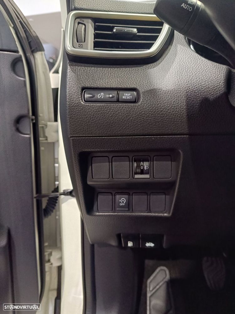Nissan Qashqai 1.5 dCi N-Connecta - 8