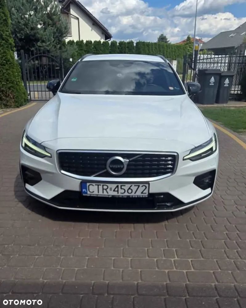 Volvo V60 D4 R-Design - 2