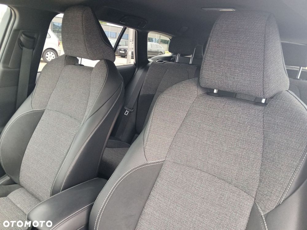 Toyota Corolla 1.8 Hybrid Style - 16