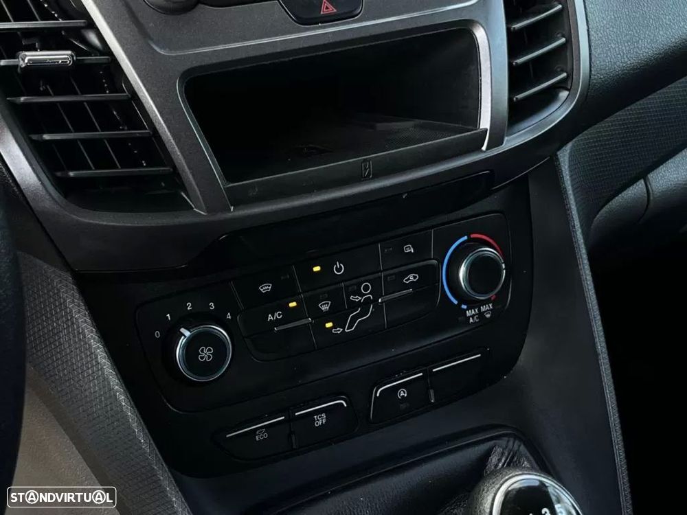 Ford transit connect 3 lugares - 15