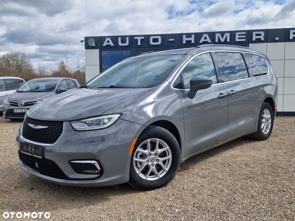 Chrysler Pacifica - 25