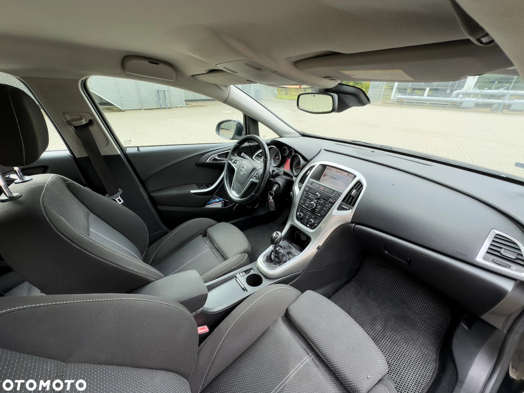 Opel Astra IV 1.4 T Cosmo S&S - 18