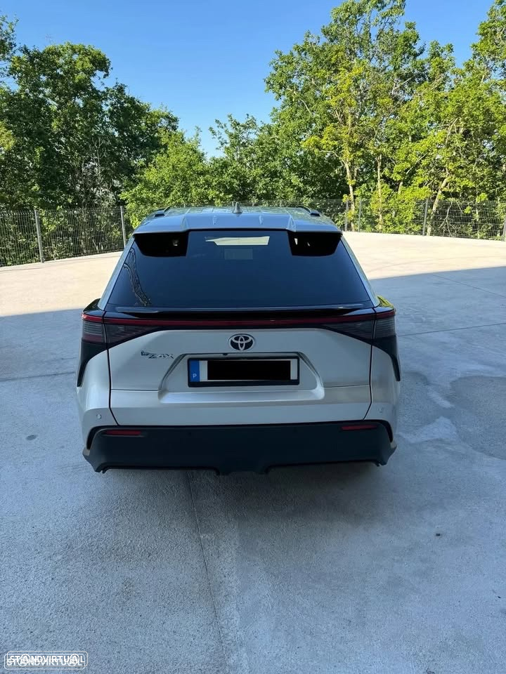 Toyota bZ4X 71,4 kWh Exclusive - 3