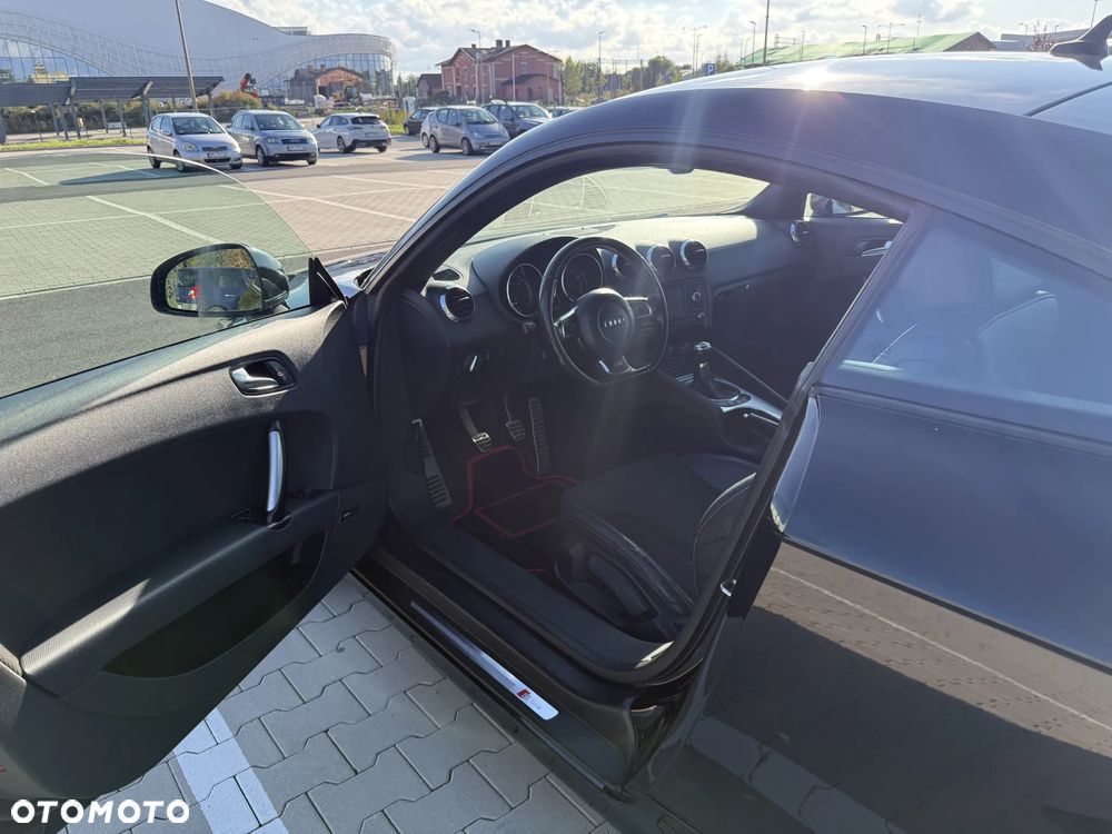 Audi TT Coupé 2.0 TDI Quattro - 12