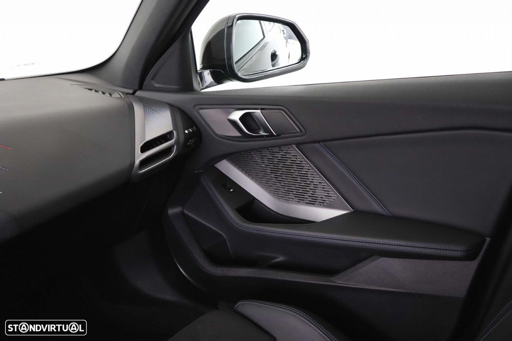 BMW 116 Pack Desportivo M - 23